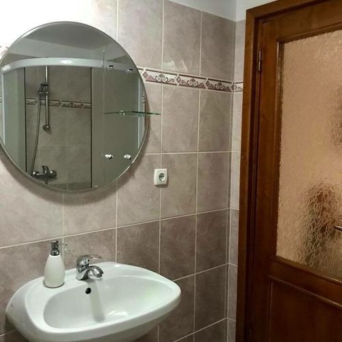 Camera tripla