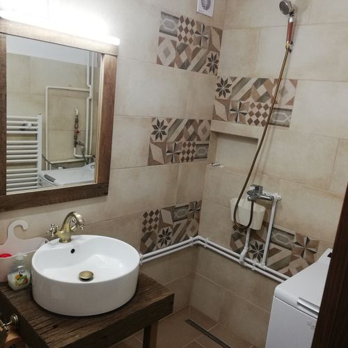 Casă de vacanță pentru 11 pers. (se inchirieaza doar integral) (se poate solicita pat suplimentar)