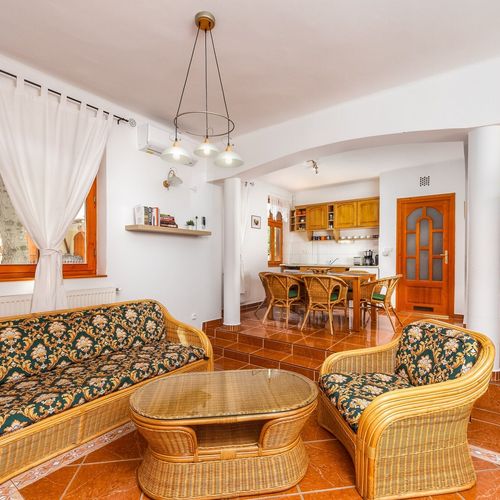 Casă de vară premium familial(ă) pentru 8 pers. (se inchirieaza doar integral)