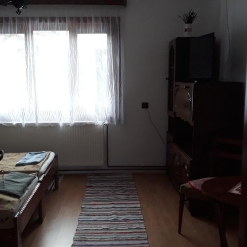Camera tripla