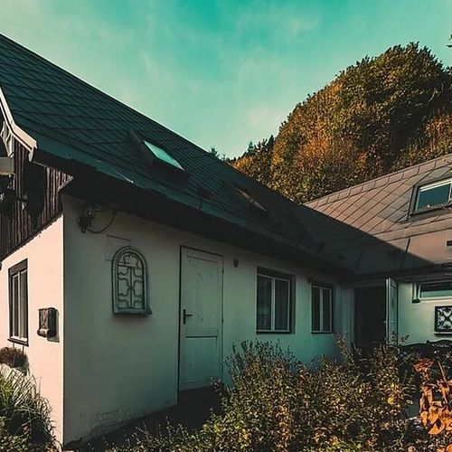 Apartman se sprchou s privátní koupelnou mimo apartmán pro 8 os. se 3 ložnicemi