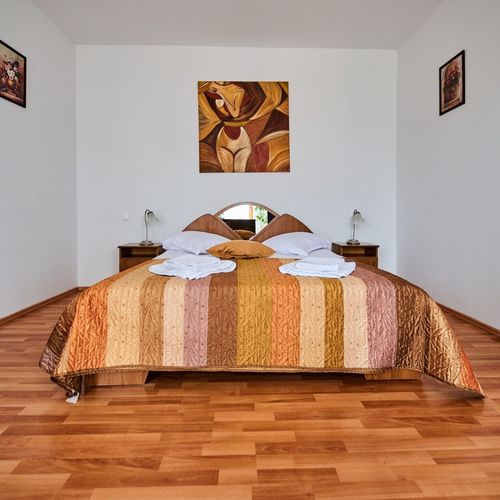 Apartament cu 2 camere pentru 4 pers.