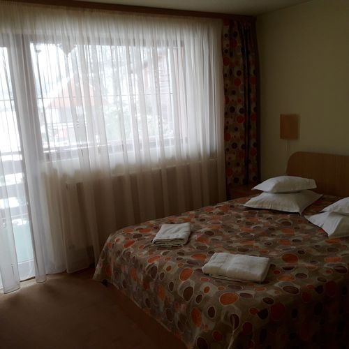 Camera dubla standard cu balcon