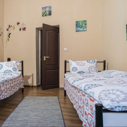 Camera twin classic cu baie (se poate solicita pat suplimentar)