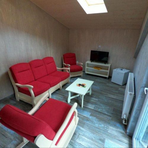 Apartament deluxe cu balcon cu 2 camere pentru 4 pers.
