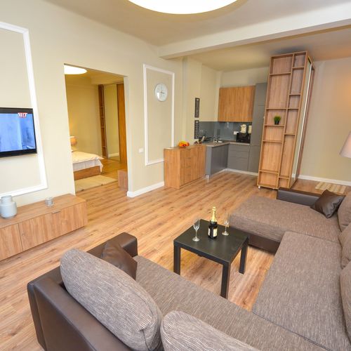 Apartament superior la etaj cu 2 camere pentru 3 pers.