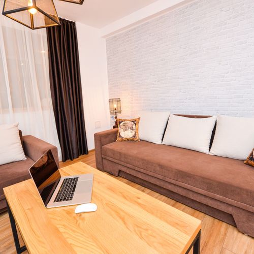 Apartament standard cu 2 camere pentru 5 pers.