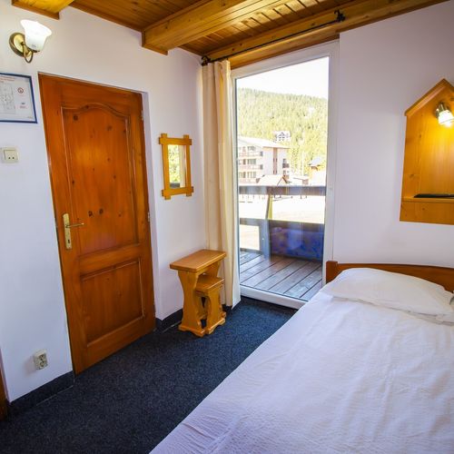 Camera dubla cu balcon cu baie