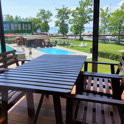 Apartament 4-osobowy "C" z 2 pomieszczeniami sypialnianymi