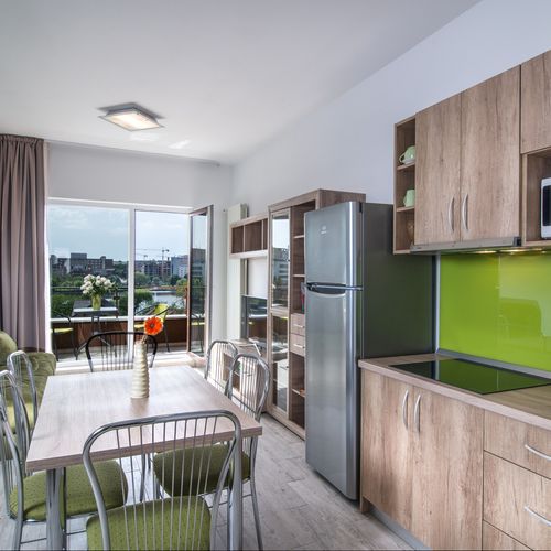 Apartament cu balcon cu 2 camere pentru 6 pers.