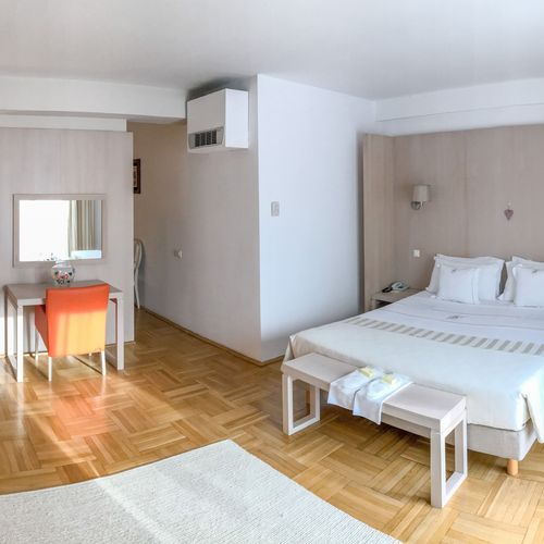 Suita junior cu 1 camera pentru 2 pers.