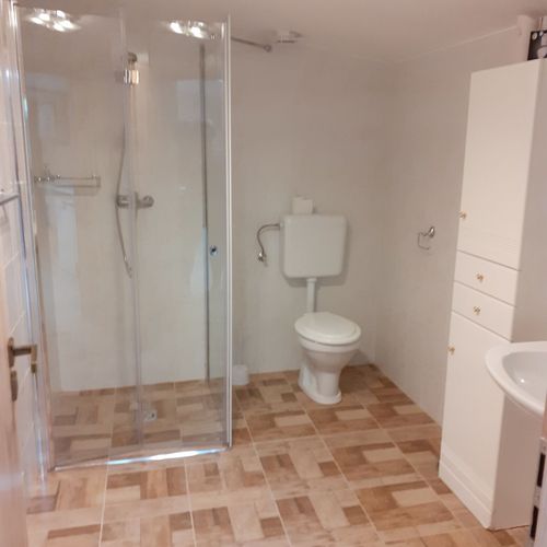 Apartament 5-osobowy na parterze Przyjazny podróżom rodzinnym z 2 pomieszczeniami sypialnianymi