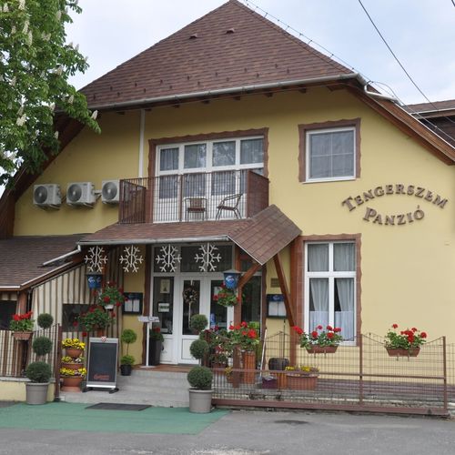 Komfort Pokoj s koupelnou s manželskou postelí (s možností přistýlky)