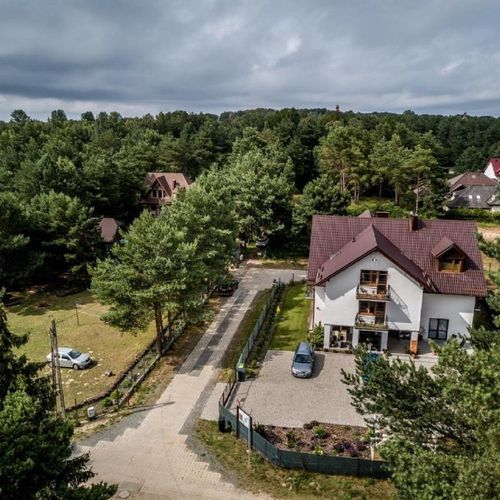 Apartament la etaj cu baie cu 2 camere pentru 4 pers.
