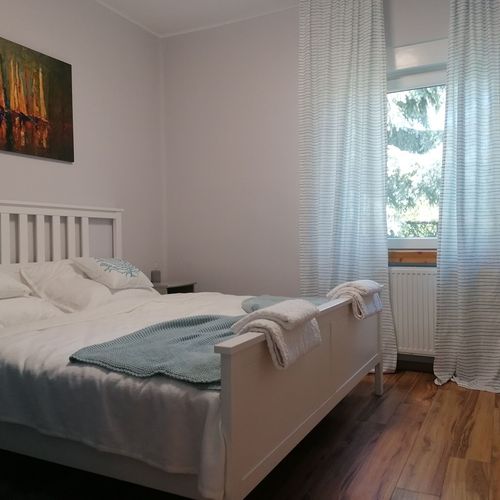 Casă de vacanță familial(ă) întreaga unitate pentru 8 pers. (se inchirieaza doar integral)
