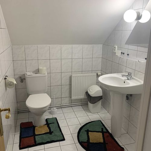 Pokój 4-osobowy Standard z prysznicem
