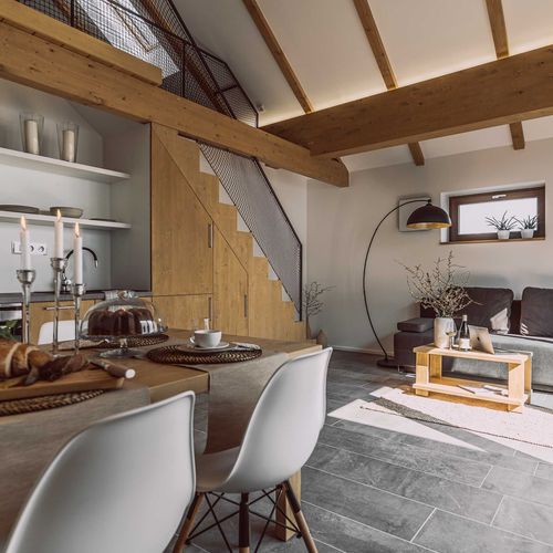 Apartman se sprchou s vlastní kuchyňkou pro 6 os. se 3 ložnicemi (s možností přistýlky)