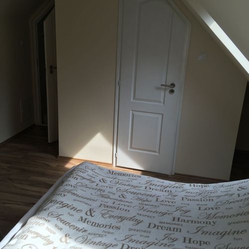 Design Apartman s manželskou postelí s 1 ložnicí v podkroví