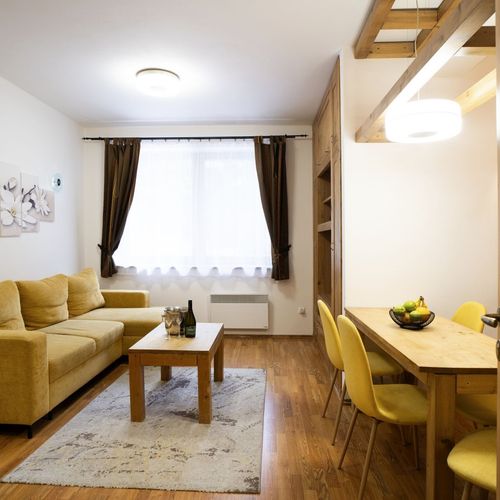 Apartament cu bucătărie proprie cu 2 camere pentru 4 pers. (se poate solicita pat suplimentar)