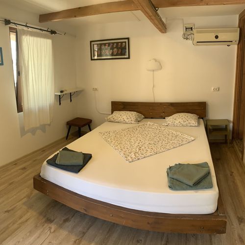 Camera dubla classic cu baie