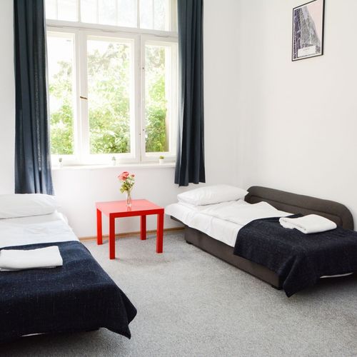 Apartament 4-osobowy Economy z łazienką