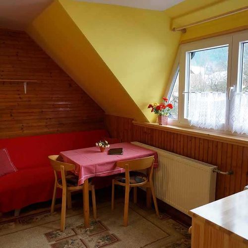 Apartman se sprchou s vlastní kuchyňkou pro 4 os. se 2 ložnicemi