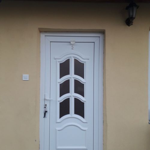 Apartament 2-osobowy na parterze z widokiem na ogród z 1 pomieszczeniem sypialnianym (możliwa dostawka)