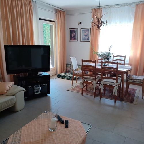 Casă de vară familial(ă) întreaga unitate pentru 5 pers. (se inchirieaza doar integral) (se poate solicita pat suplimentar)