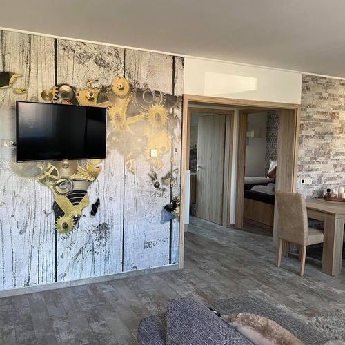Apartament 4-osobowy Standard z widokiem na park (możliwa dostawka)