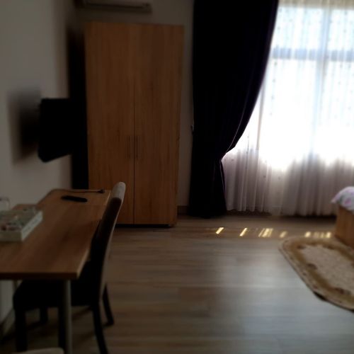 Pokoj s koupelnou  s manželskou postelí