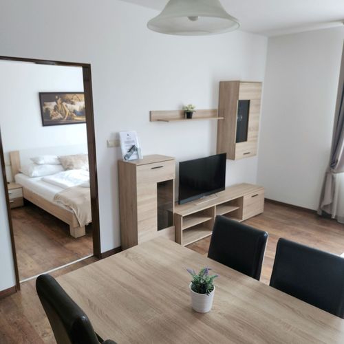 Apartament superior cu 2 camere pentru 4 pers.