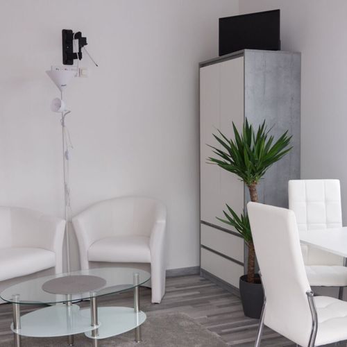 Apartament studio la parter cu 1 camera pentru 2 pers.