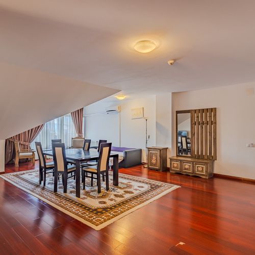 Apartament la etaj la mansardă cu 2 camere pentru 4 pers.
