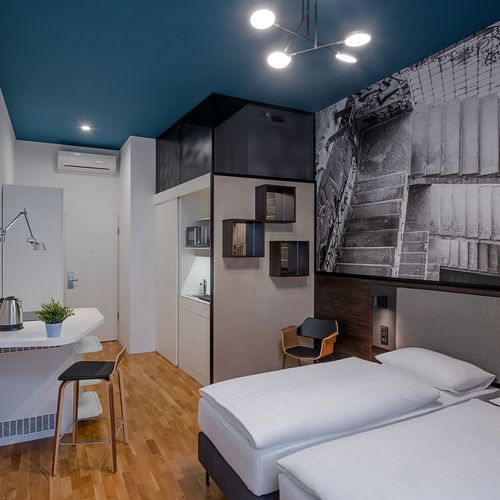 Apartament deluxe cu chicinetă proprie cu 1 camera pentru 2 pers.