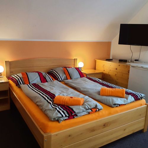 Apartament cu balcon cu bucătărie proprie cu 1 camera pentru 5 pers.