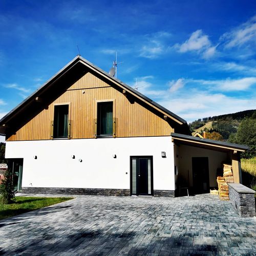 Apartman se sprchou s vlastní kuchyňkou pro 6 os. (s možností přistýlky)