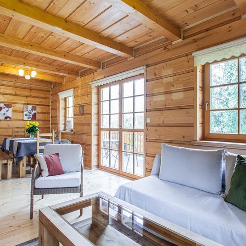 Domek drewniany 6-osobowy Przyjazny podróżom rodzinnym z widokiem na góry