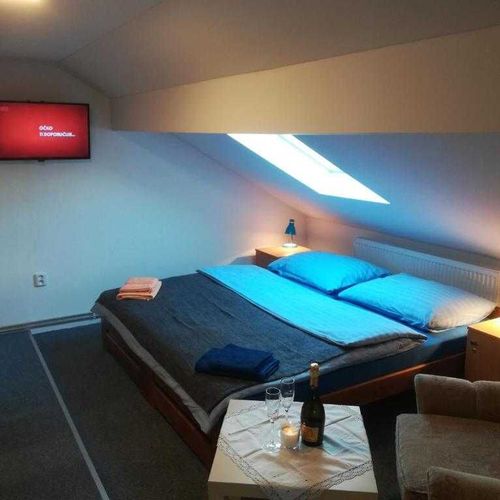 Apartman se sprchou s vlastní kuchyňkou pro 4 os. se 2 ložnicemi
