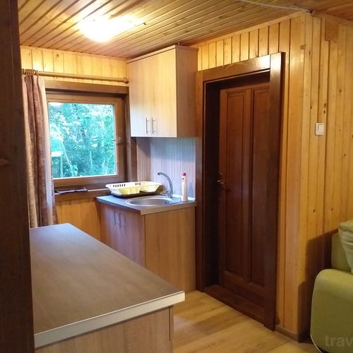 Casă de vacanță cu vedere spre râu cu vedere spre munte pentru 9 pers. (se inchirieaza doar integral)