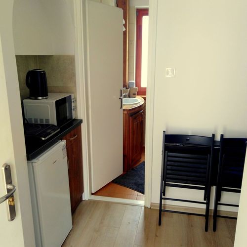 Apartament la parter cu aer condiționat cu 1 camera pentru 2 pers.