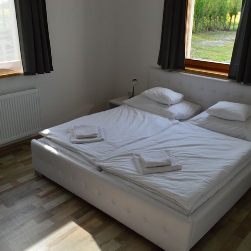 Apartament 4-osobowy z własną kuchnią (możliwa dostawka)