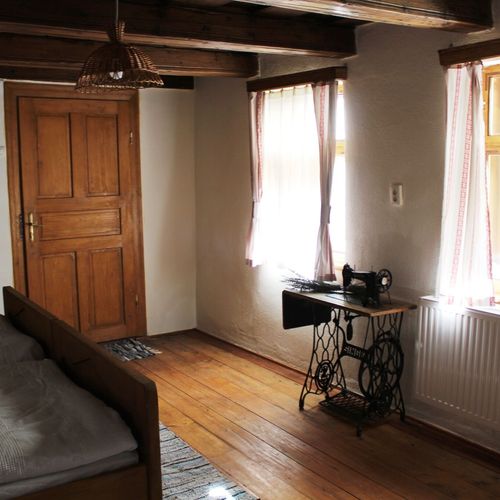 Casa rustică pentru 6 pers. (se inchirieaza doar integral)