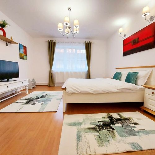 Apartament design cu baie cu 2 camere pentru 4 pers.