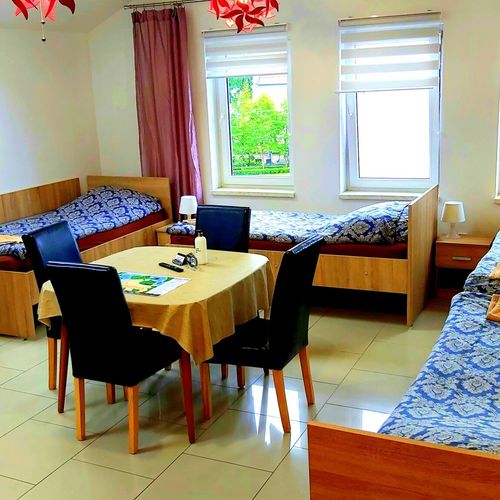 Apartament 4-osobowy z 1 pomieszczeniem sypialnianym