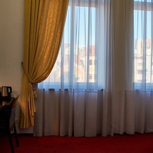 Camera dubla accesibil(ă) persoanelor cu dizabilități