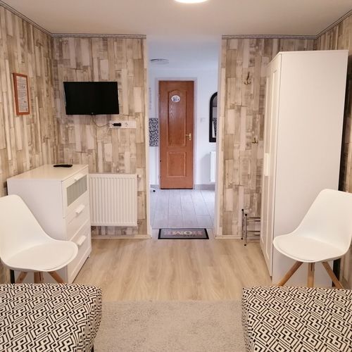 Apartament studio cu vedere spre grădină cu 1 camera pentru 2 pers.