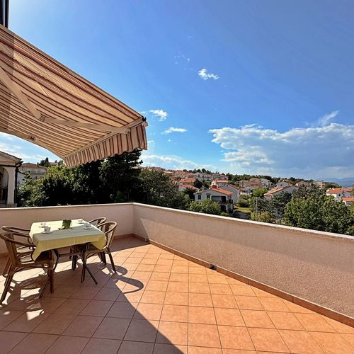 Apartament family cu balcon cu 2 camere pentru 4 pers.