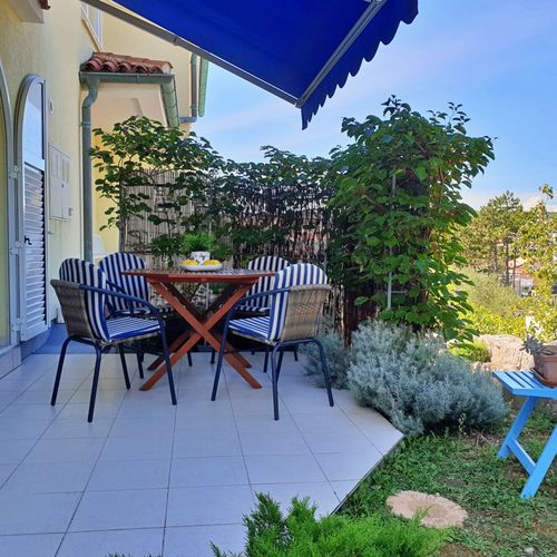 Apartament tourist cu 1 camera pentru 2 pers. (se poate solicita pat suplimentar)