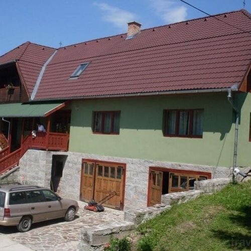 Apartament 4-osobowy z balkonem z 2 pomieszczeniami sypialnianymi (możliwa dostawka)