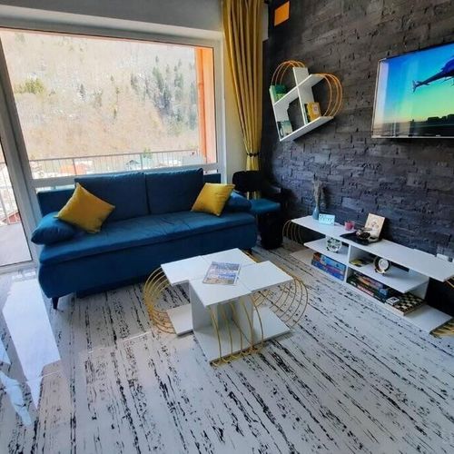 Apartament deluxe cu balcon cu 1 camera pentru 6 pers.